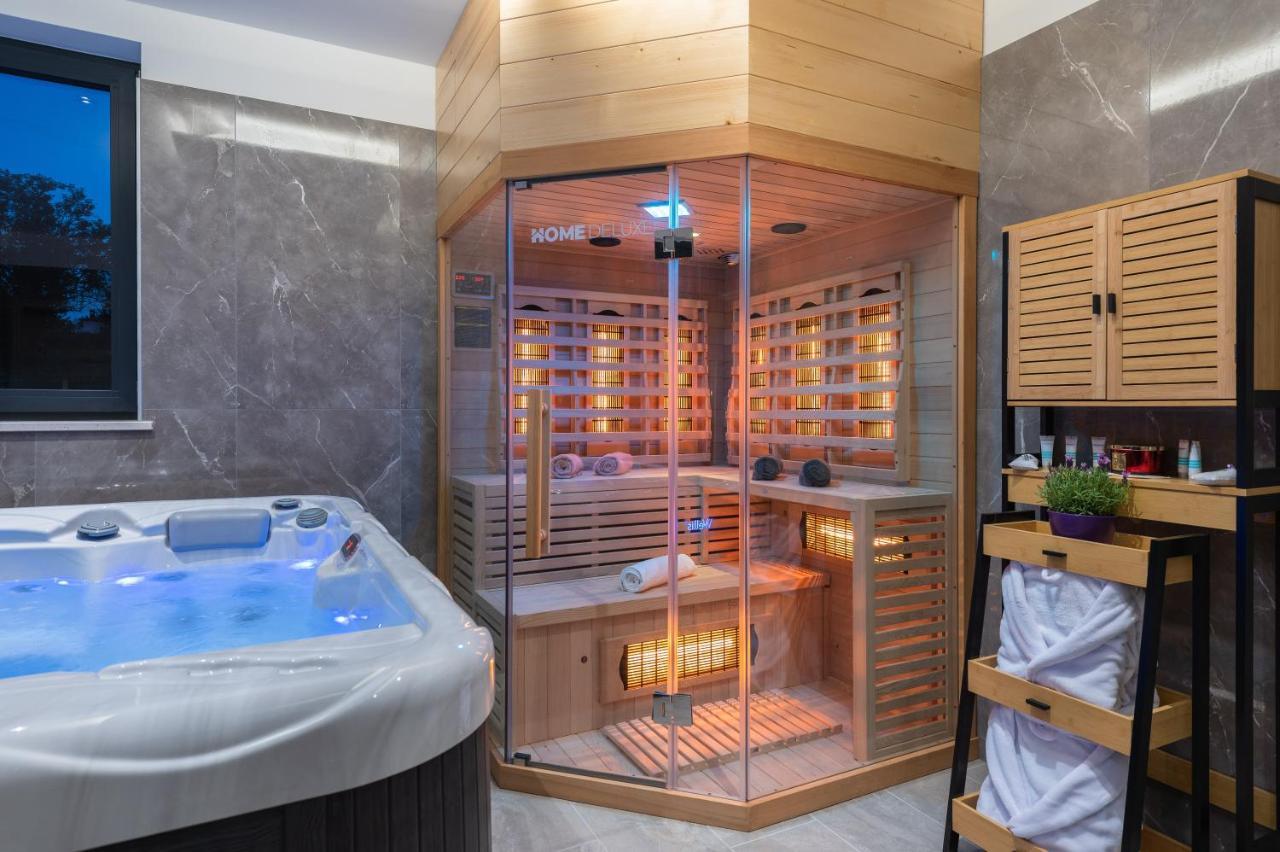 Green Luxury II With Heated Pool, Jacuzzi & Sauna Ruzici  Exteriér fotografie