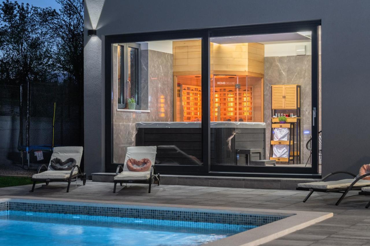 Green Luxury II With Heated Pool, Jacuzzi & Sauna Ruzici  Exteriér fotografie