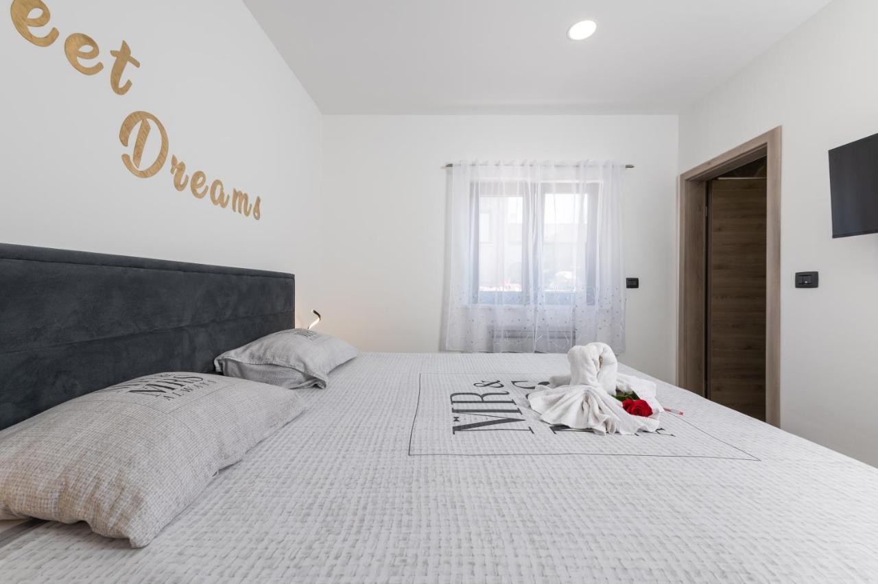 Green Luxury II With Heated Pool, Jacuzzi & Sauna Ruzici  Exteriér fotografie